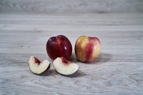 NECTARINE BLANCHE